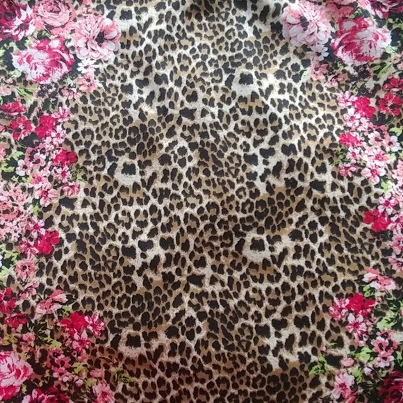 Gorgeous Fun Skirt - Picture 8 of 8